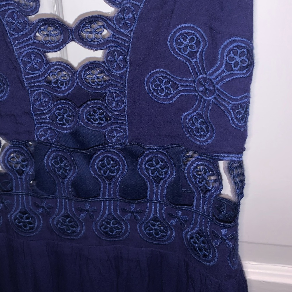 Blue Dress - Picture 3 of 3